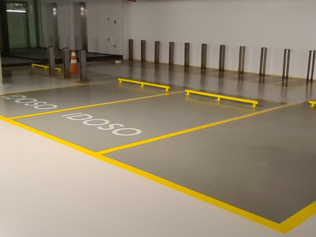 Piso epóxi para condomínios e garagens